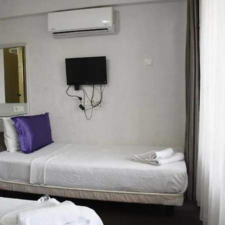 Yalcin Hotel 2*