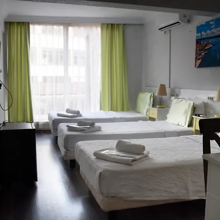 Yalcin Hotel 2*